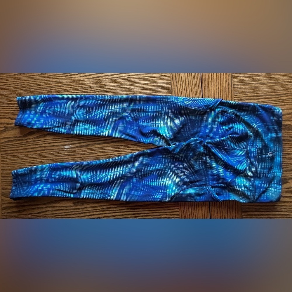 Lululemon Invigorate High Rise Flux Blue Multi Leggings Pockets Size 4